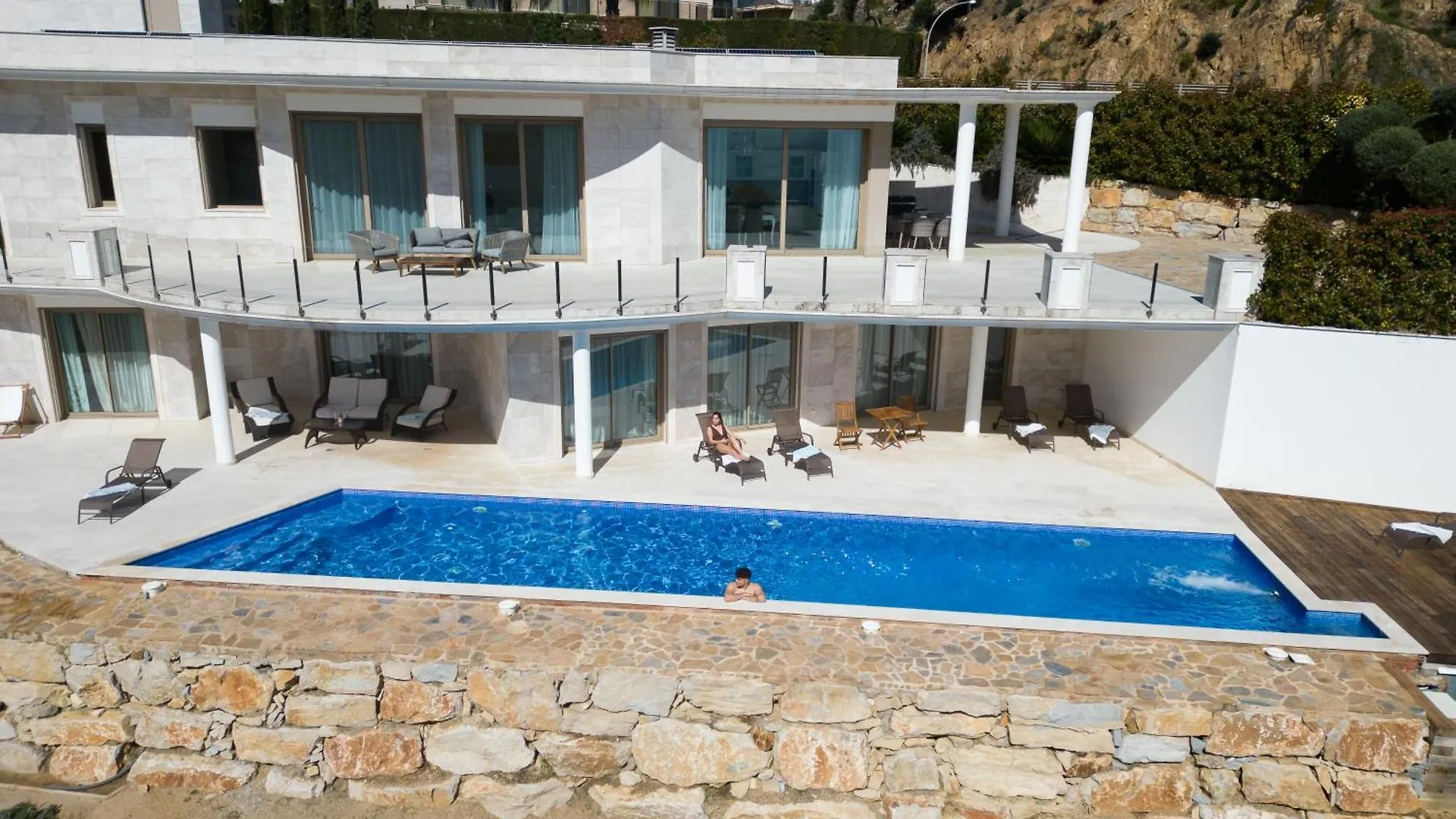 Gran Piscina Hidromasaje Playa Privada Y Sauna Tossa de Mar Villa