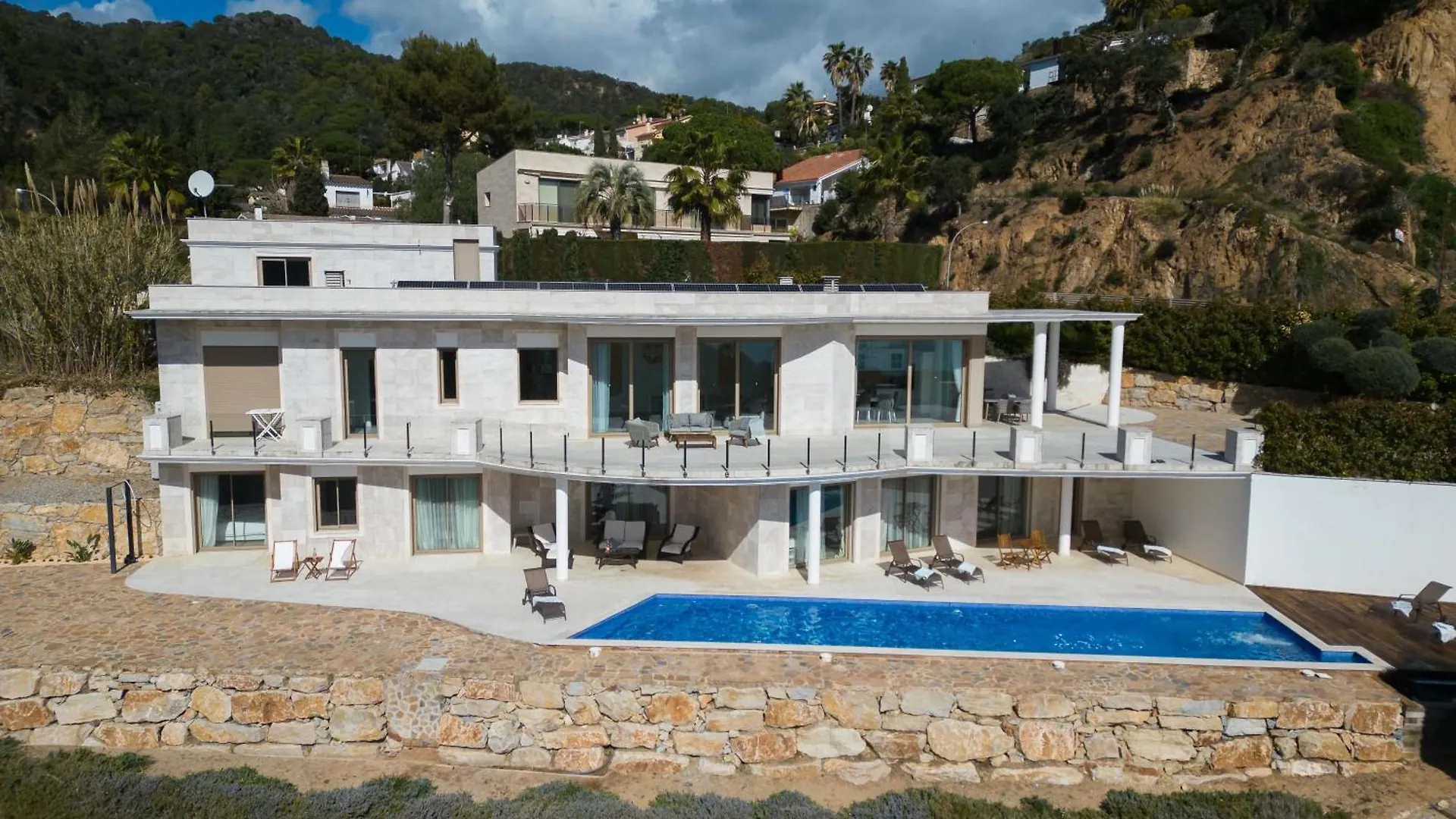 Gran Piscina Hidromasaje Playa Privada Y Sauna Тосса-де-Мар