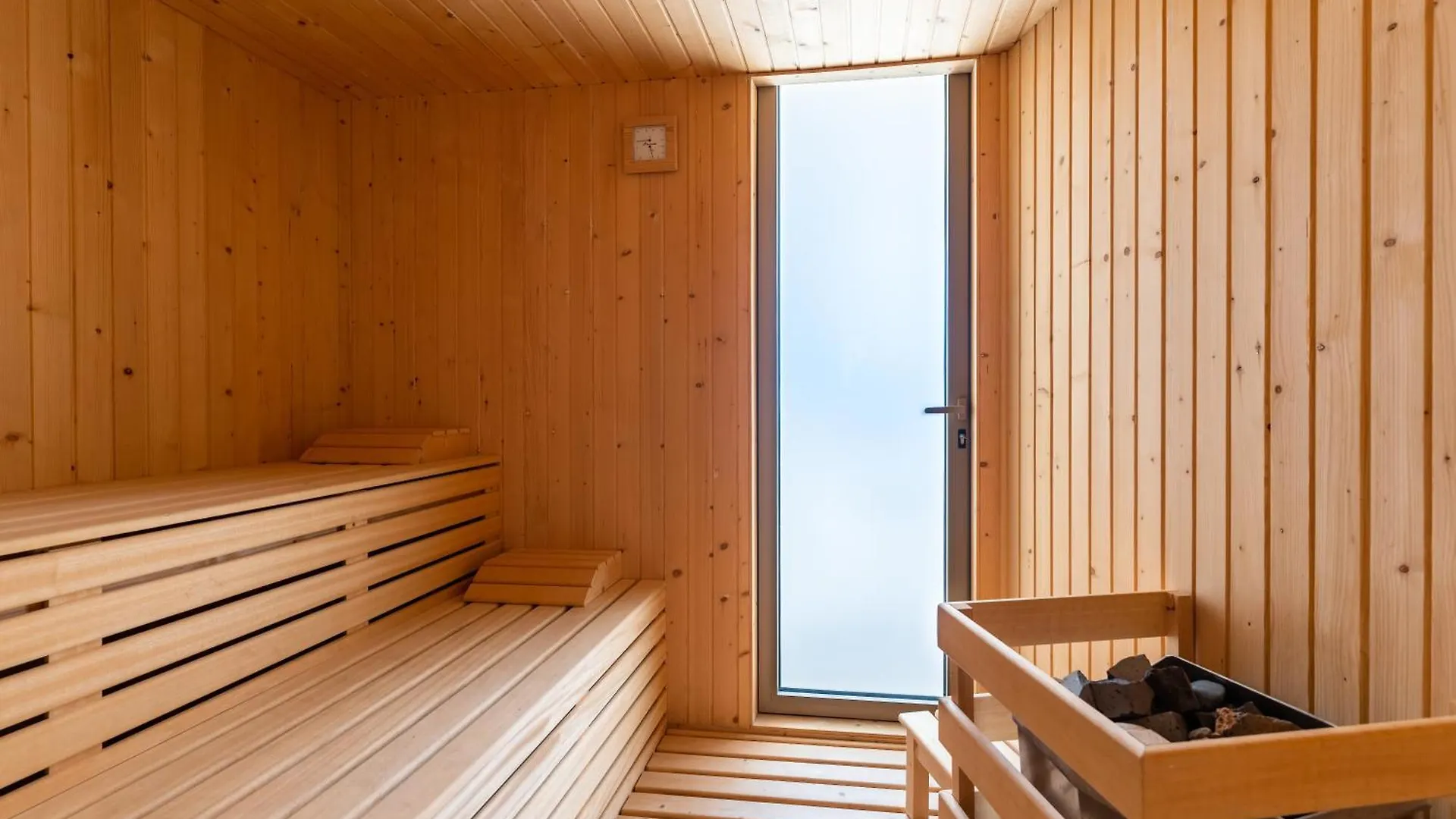 Gran Piscina Hidromasaje Playa Privada Y Sauna Tossa de Mar